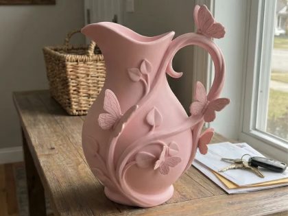 Kelebek Sarmaşığı Dekoratif Sürahi Vazo