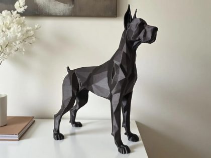 Low Poly Danua Köpek Heykeli
